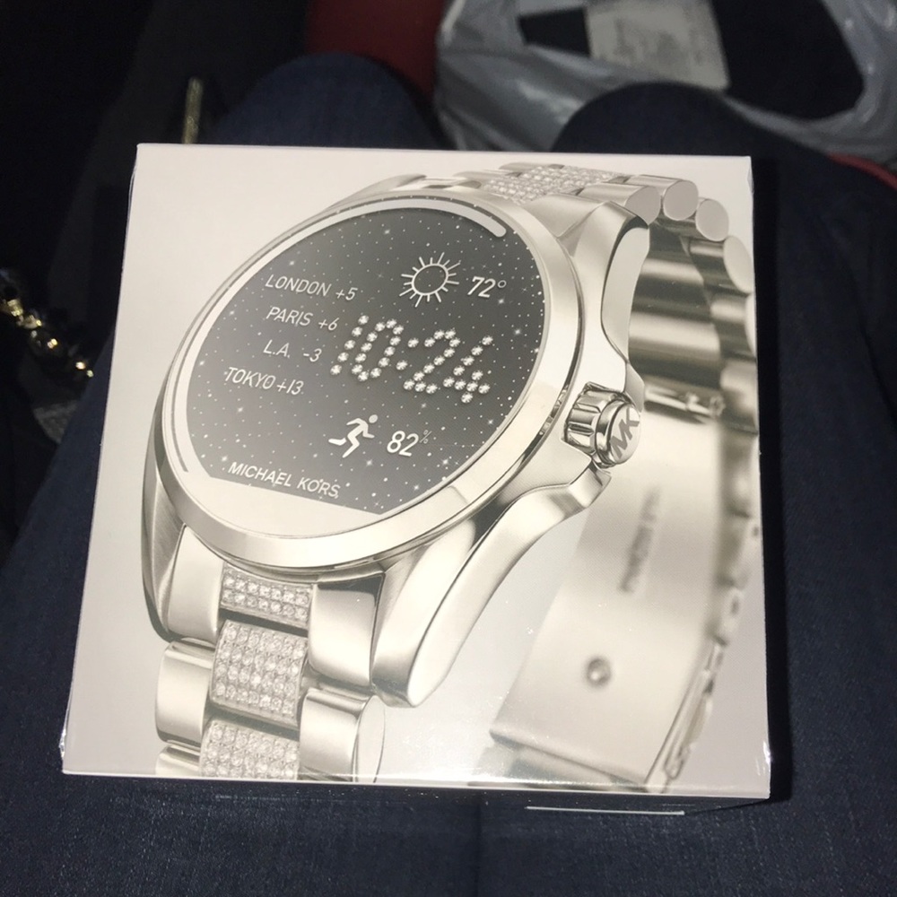 NWT Michael Kors Bradshaw Smartwatch